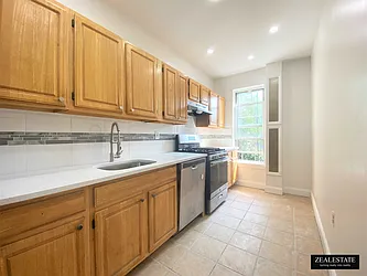 Rented by ZealEstate Group Inc