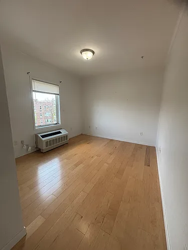22 Attorney St #C Photo 1