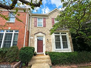 3916 Kathryn Jean Ct, Fairfax, VA 22033
