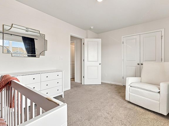 5th image of 105 Rustic Ridge Dr