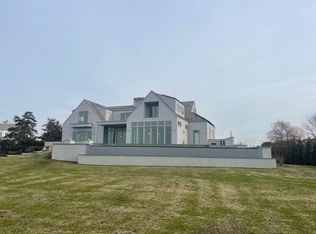 15 Ogden Ln, Quogue, NY 11959