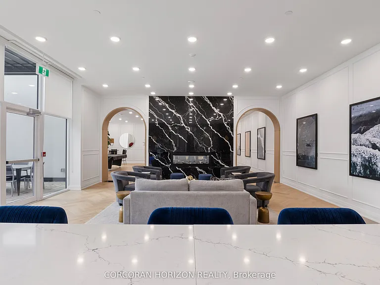 71 Wyndham St S #1105 — Photo 36