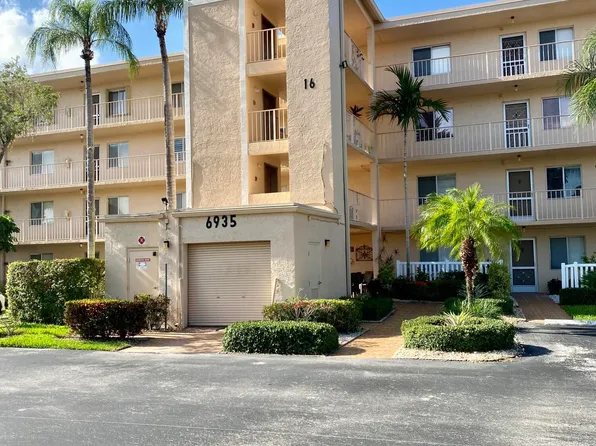 6935 Huntington Ln #108, Delray Beach, FL 33446