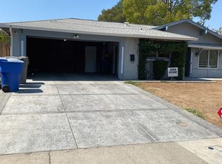 7674 Rotherton Way, Sacramento, CA 95823