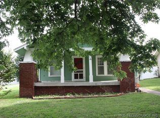 1317 W Oak St, Collinsville, OK 74021
