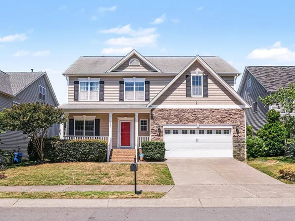 910 Wood Meadow Ln, Durham, NC 27703
