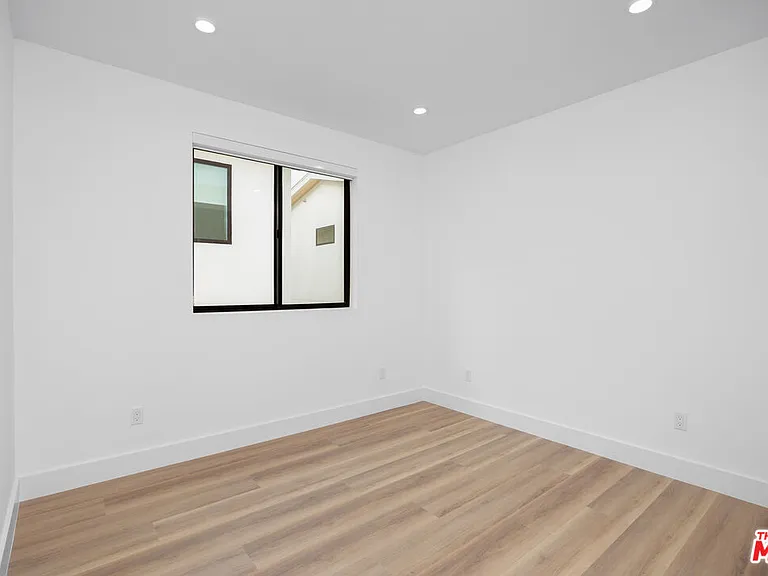 5313 Ben Ave #1 — Photo 18