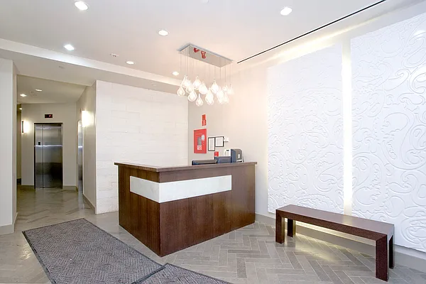 Sold by Modern Spaces | media 22