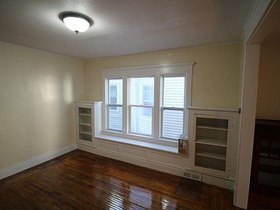 4th image of 58 Condon Ave