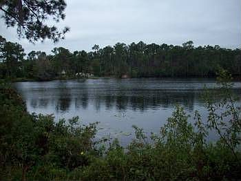 4th image of 1830 Crescent Blvd