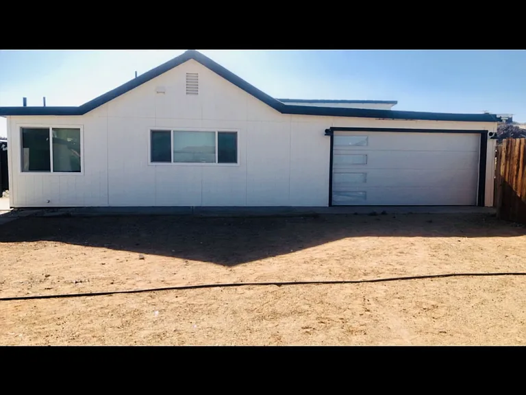 3061 Idle Ln — Photo 1