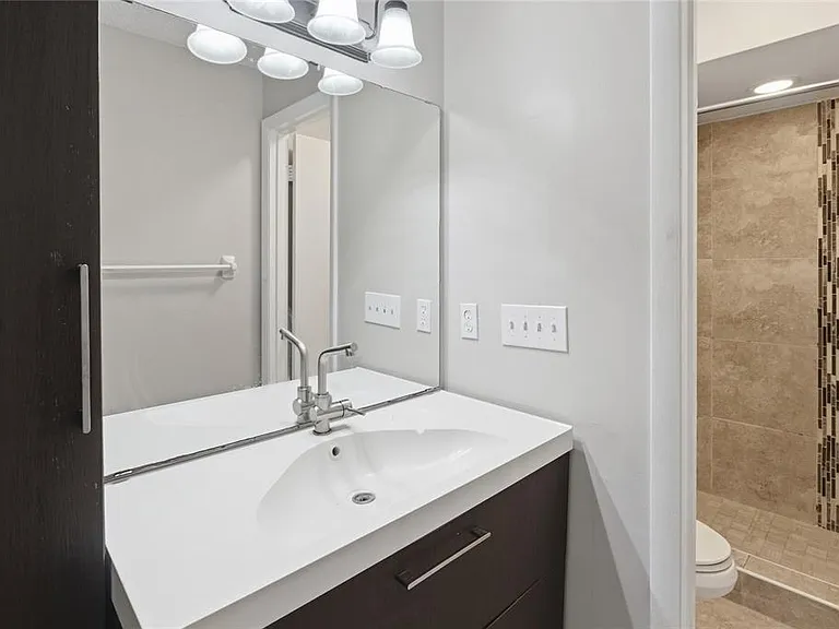 7102 Harbor Heights Cir — Photo 7