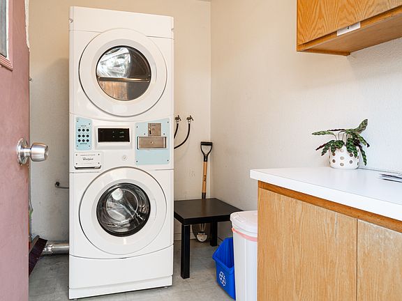 5th image of 1636 Meade Ave Unit 3-1
