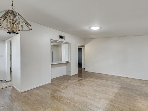 5th image of 10450 N 105th Ave