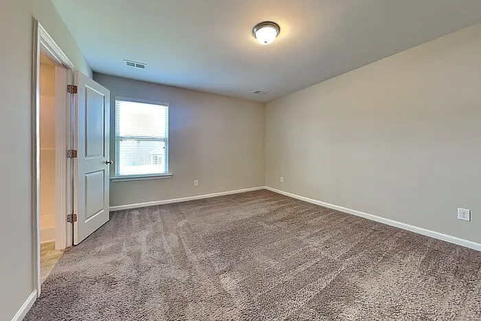 320 Beacons Field Rd — Photo 8