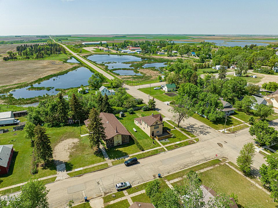 403 B Ave E, Mcclusky, ND 58463 MLS 4007883 Zillow
