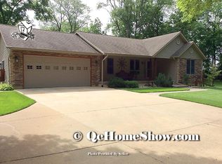 9015 72nd St, Coal Valley, IL 61240
