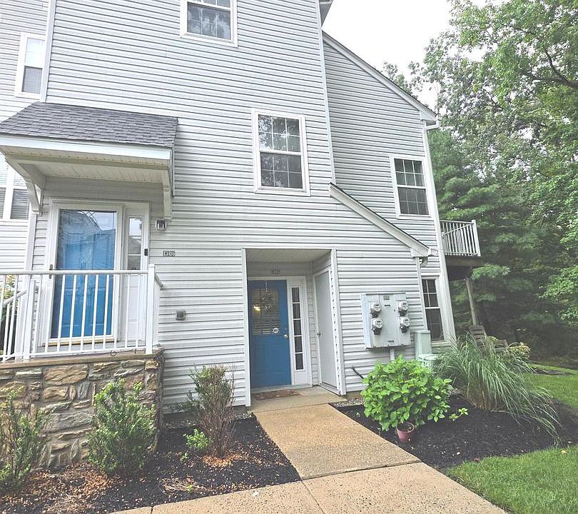 1st image of 1305 Squirrel Rd