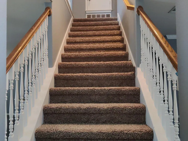 Stairs to Loft/Bedrooms