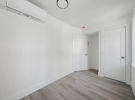300 E 96th St #2E — Photo 14