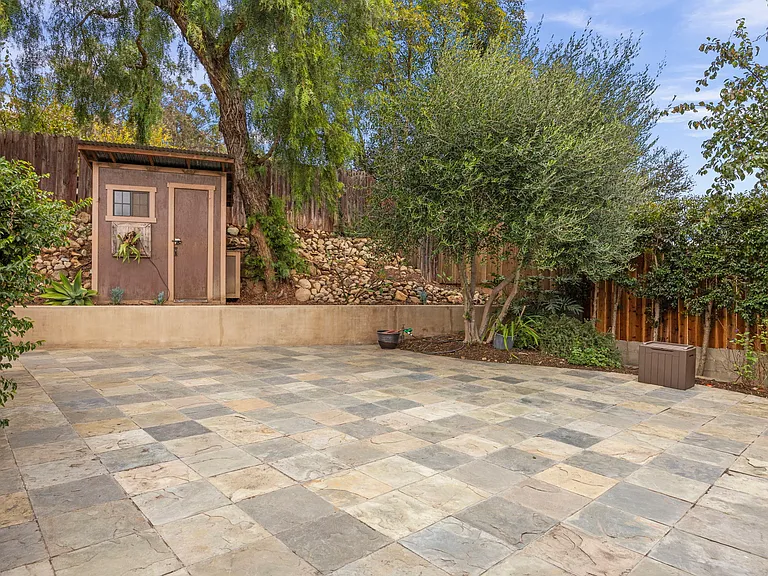Back view of mid-level patio.