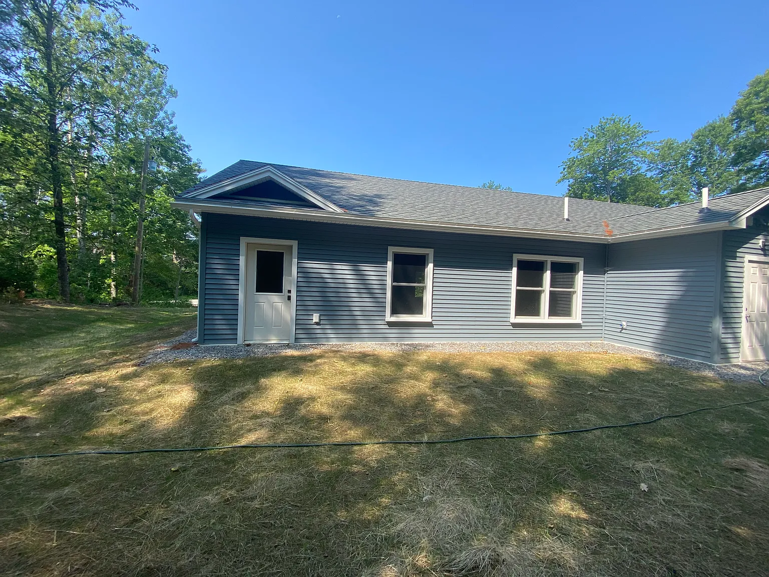 2 bed, 1200 sqft, $2,250 — Photo 3