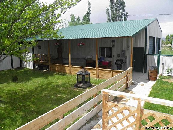 Hot tub area and Shop