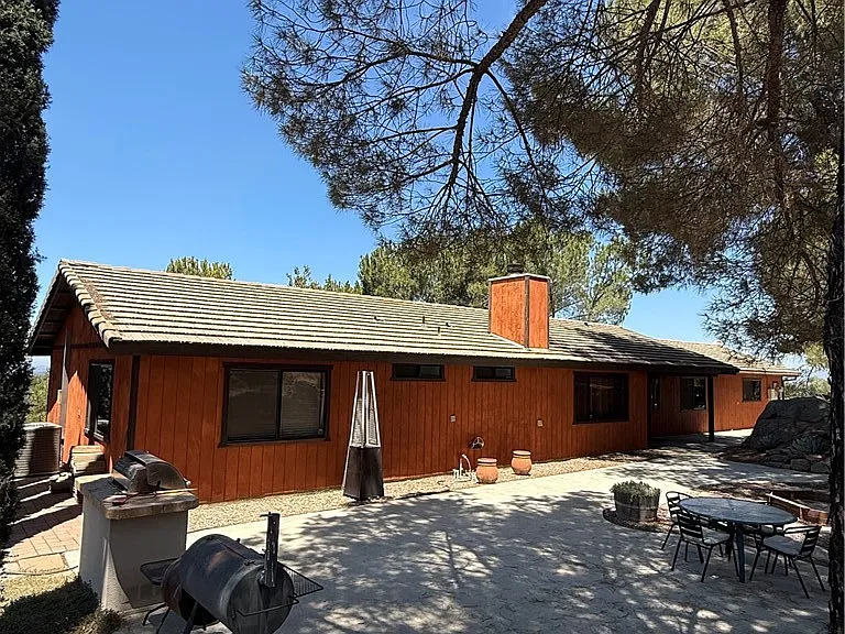 27258 Kiavo Dr — Photo 7