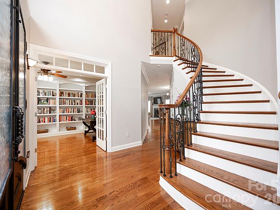 4th image of 14143 Bramborough Rd