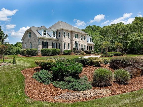 3rd image of 6000 Armfield Ct