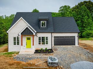 105 Mitchell Creek Dr, Jonesborough, TN 37659