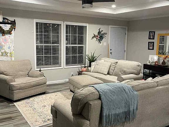 4th image of 6502 Hawk Rd