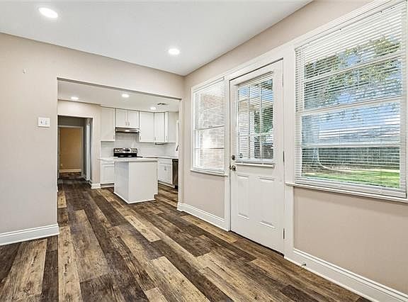 3rd image of 133 Myrtle St