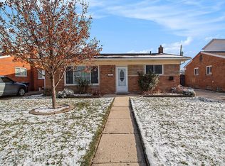 731 Rahn St, Westland, MI 48186