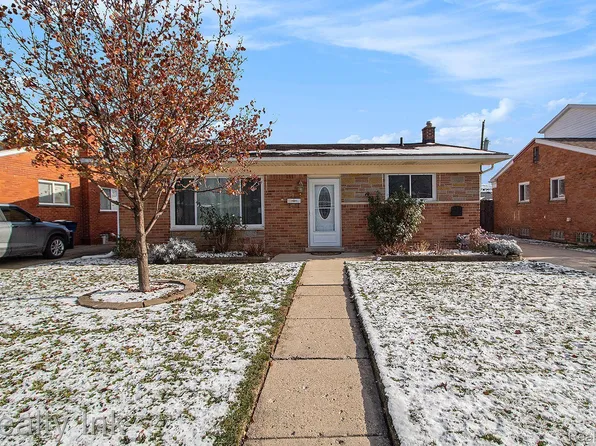 731 Rahn St, Westland, MI 48186