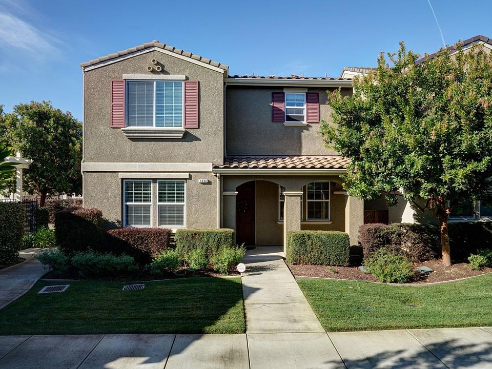 1st image of 7934 Spanish Oak Cir