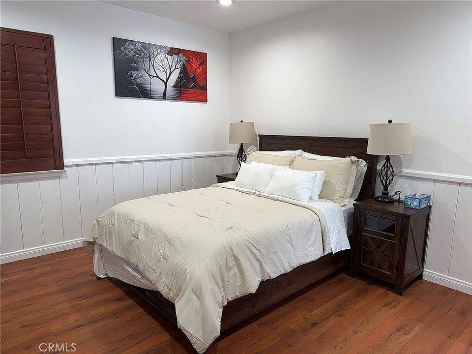 1st image of 7029 Bellaire Ave #B