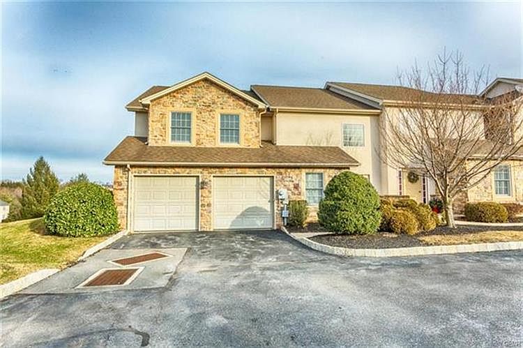1st image of 14 Holly Ct