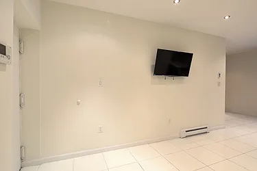 Rented by REZI