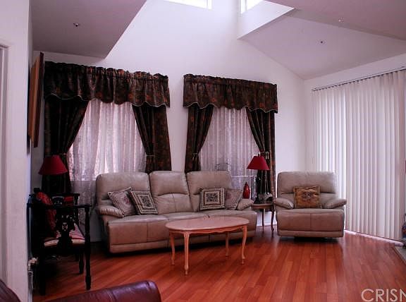 3rd image of 9442 Sylmar Ave Unit 1