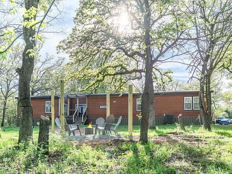 12550 N Harrah Rd — Photo 27