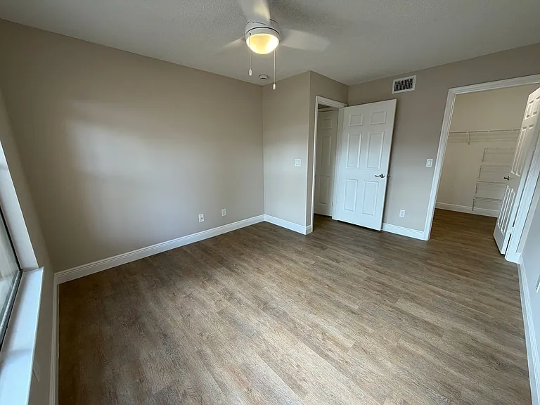 2226 Arbour Walk Cir #1913 — Photo 12