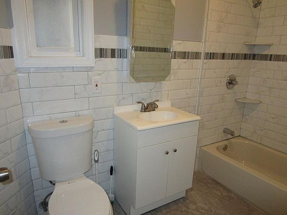 4th image of 63 Amherst St #1
