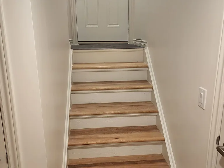 21B Balsam St S — Photo 5