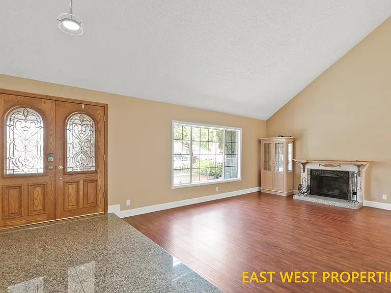 11186 Lavender Ave — Photo 6
