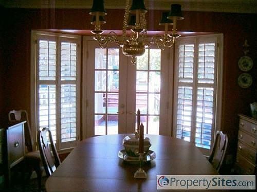 3rd image of 612 Croom Ct