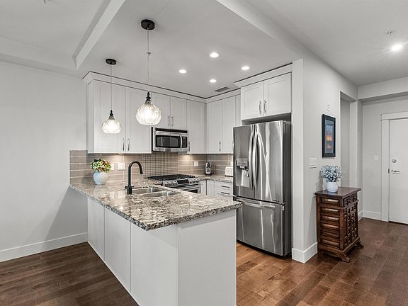 5th image of 5099 Springs Blvd #313