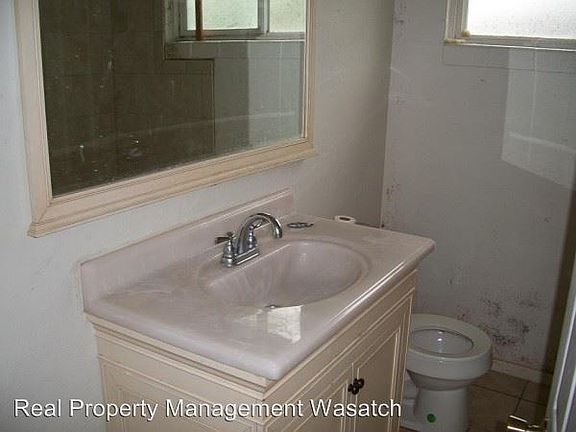 3rd image of 4388 W 3335 S