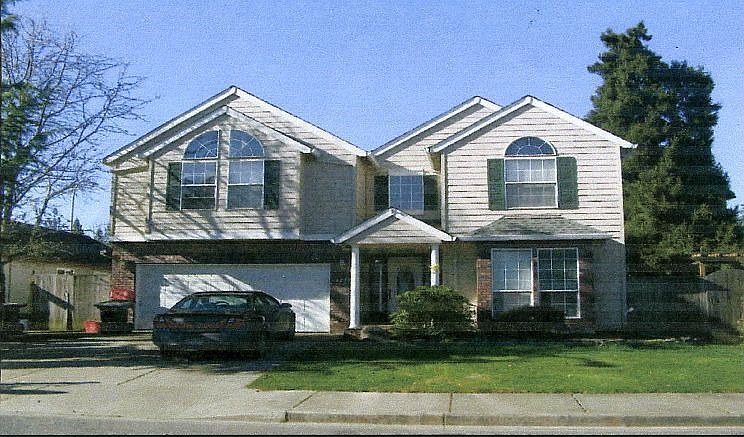 1st image of 3277 NE 1st Pl