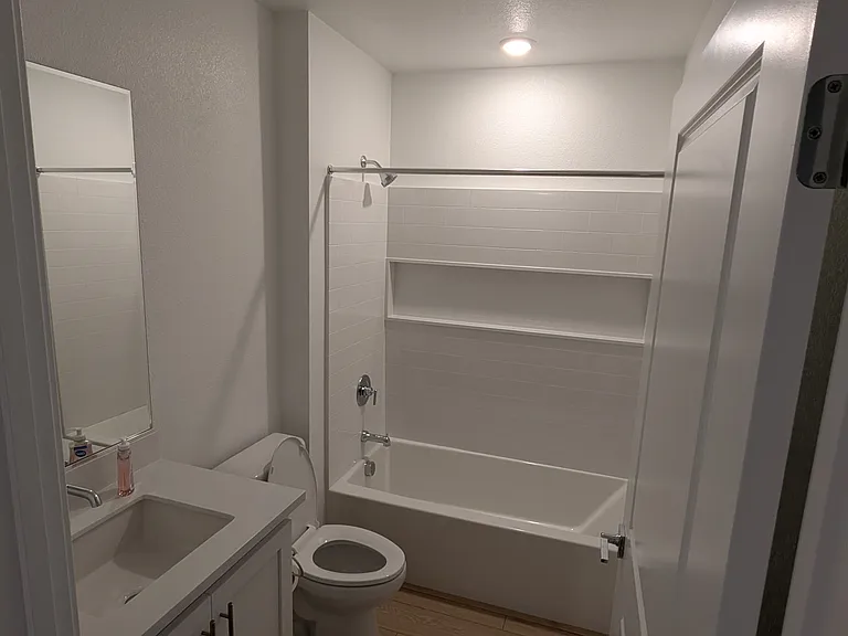 138 W Adriana Dr — Photo 9